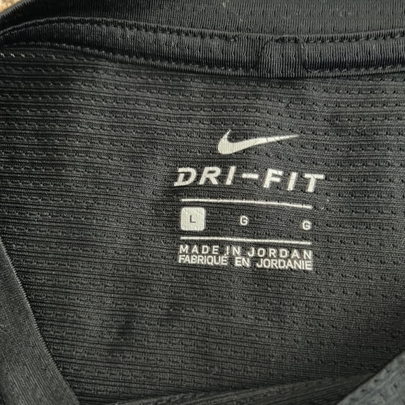 Nike Dri-Fit Tee - Picture 2 of 4